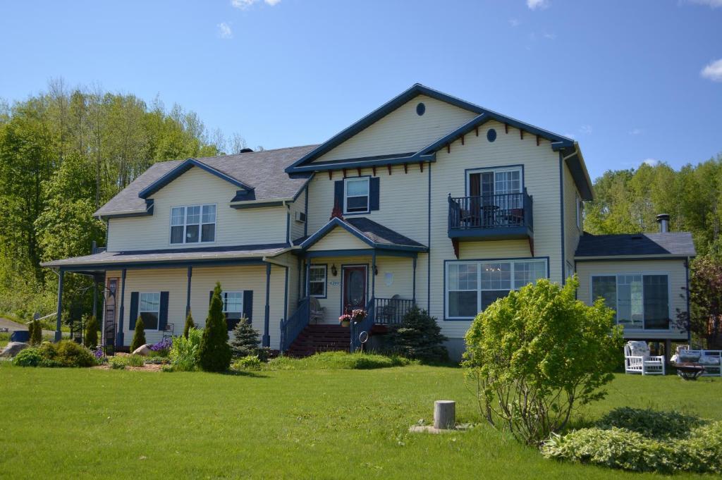 Domaine De La Baie, Les Suites Shawinigan Exteriér fotografie